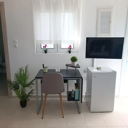 Platanou 21 Kremastí