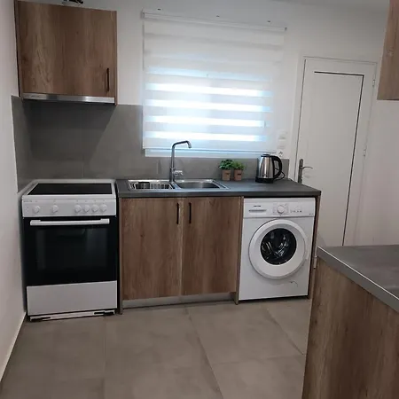 Daire Platanou 21 Kremastí